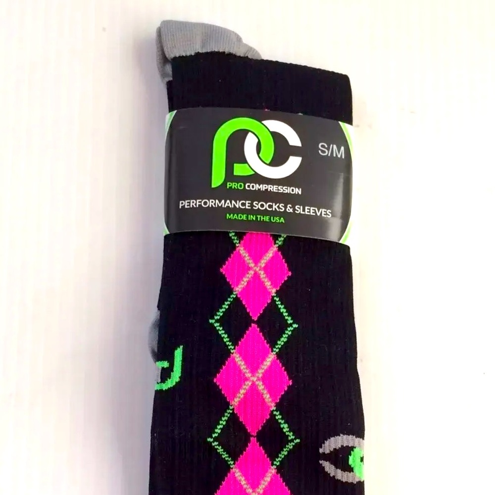 Pro Compression Performance Socks Unisex Socks. Size S/M. Made In USA